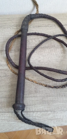 Камшик от черна телешка кожа стил Индиана Джоунс, снимка 7 - Антикварни и старинни предмети - 54238242
