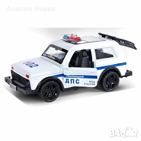 Метална ретро кола с отварящи се врати , снимка 5 - Коли, камиони, мотори, писти - 50984552