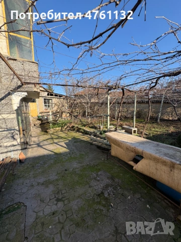 Двуетажна къща със 750 кв.м. двор, снимка 4 - Къщи - 53784150
