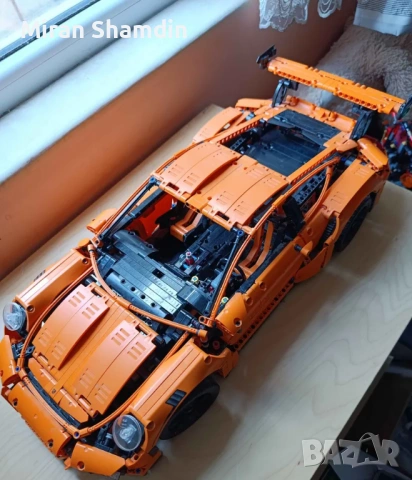 LEGO Technic 42056 Porsche 911 GT3 RS – 100% пълен, с кутия и книжка, снимка 3 - Колекции - 54011539