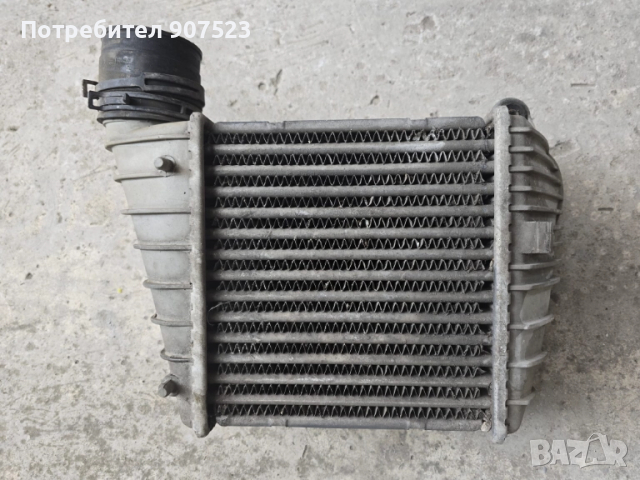 Оригинален интеркулер Валео за Фолксваген Голф 4 1.9тди/Бора 1J0145805D, снимка 3 - Части - 51617034