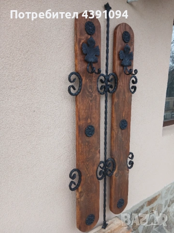 Закачалка от дърво и ковано желязо 