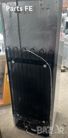 Хладилна витрина вертикална 2 врати професионална hladilna vitrina vertikalna profesionalna, снимка 3 - Обзавеждане за заведение - 54046530