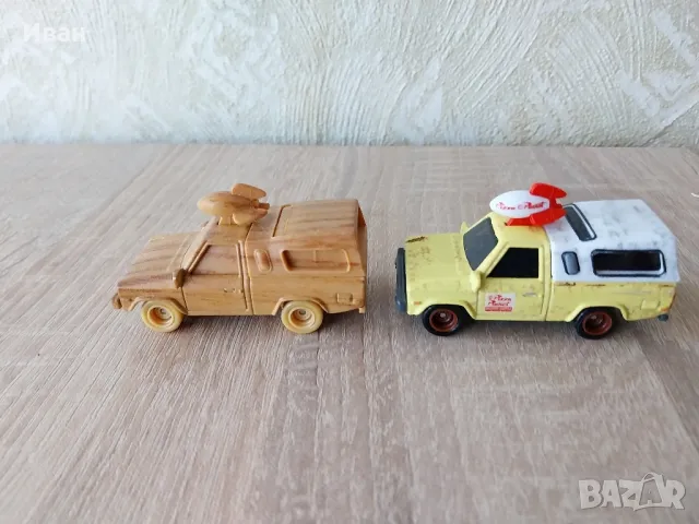 toy store pizza planer truck hot wheels 1:64, снимка 3 - Коли, камиони, мотори, писти - 49413028