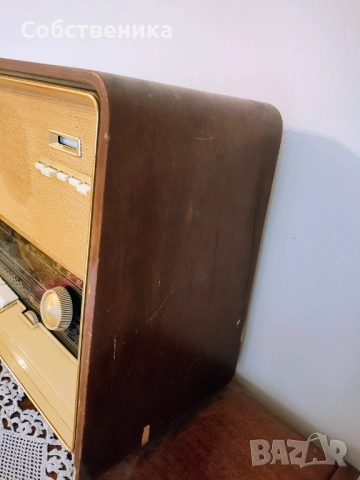 Лампово радио Philips с УКВ обхват., снимка 3 - Радиокасетофони, транзистори - 51627057