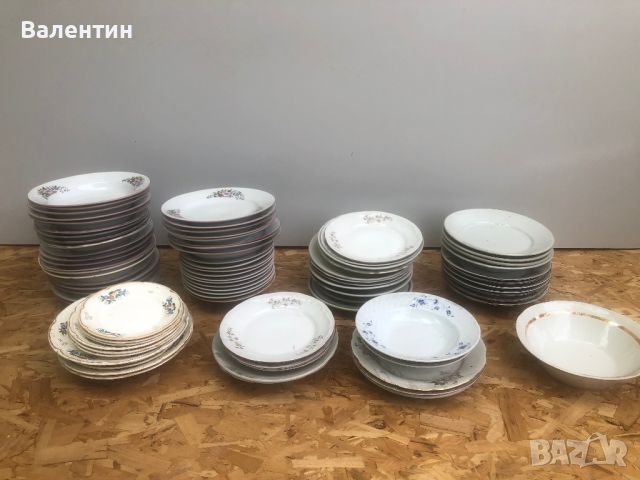 Керамични чинии, снимка 1 - Чинии - 45609382