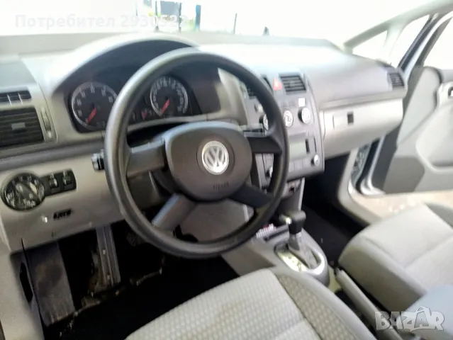 VW Touran

1,6 TSI Automat, Инвалиден , снимка 9 - Автомобили и джипове - 48856028