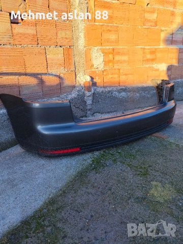 Vw touran Задна Броня 2007 Facelift , снимка 3 - Части - 52527428