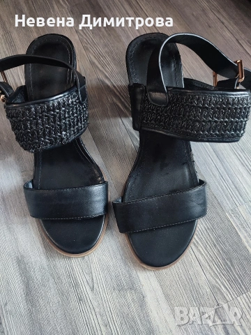 Черни сандали с дървен ток - размер 37