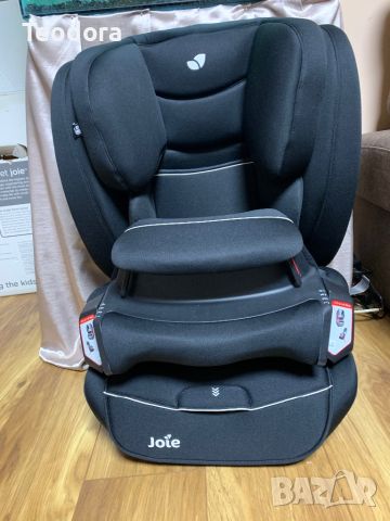 Стол за кола Joie - Transcend, 9-36 kg, Tuxedo, снимка 1 - Столчета за кола и колело - 46391386