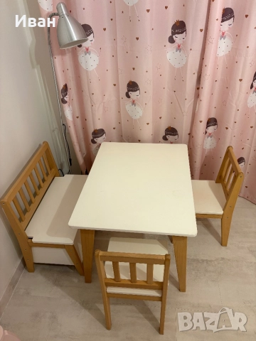 Маса с 2 столчета и пейка