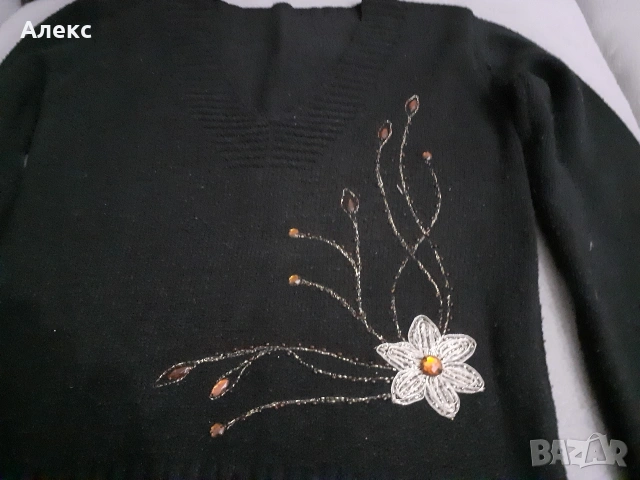 Красива зимна блуза