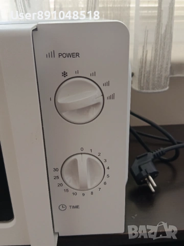  Нова микровълнова печка в гаранция - използвана точно 2 пъти, снимка 2 - Микровълнови - 54145291