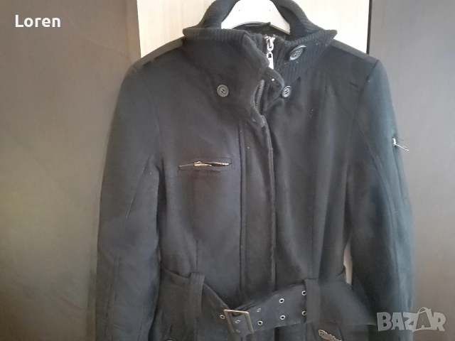 Хубаво черно палто , снимка 4 - Палта, манта - 39578389