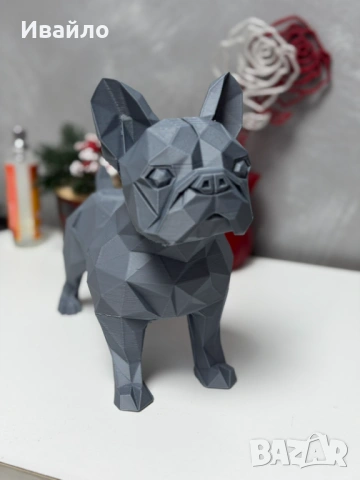 Геометрична фигурка на френски булдог