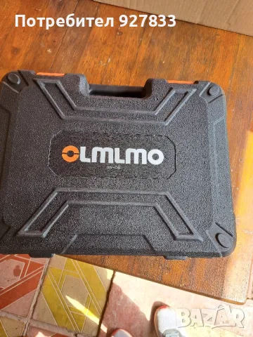 Акумулаторен ударен гайковерт 1600Nm и накрайник 3/4, снимка 8 - Винтоверти - 50189724