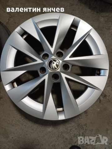 Джанти Шкода 5х112 17, снимка 3 - Гуми и джанти - 54245614