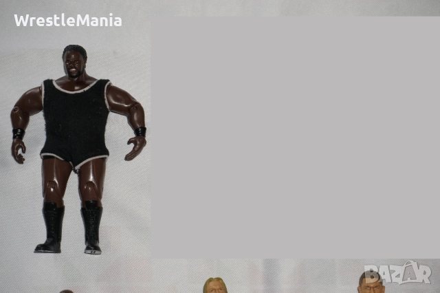 18 Кеч Фигури Torrie Wilson/Triple H/Matt Hardy/Edge/Mark Henry/Sandman/Ric Flair/Chris Jericho, снимка 2 - Колекции - 51856138