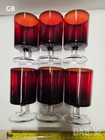 Ретро сервиз френски червени чаши на столче, снимка 3 - Чаши - 53477030