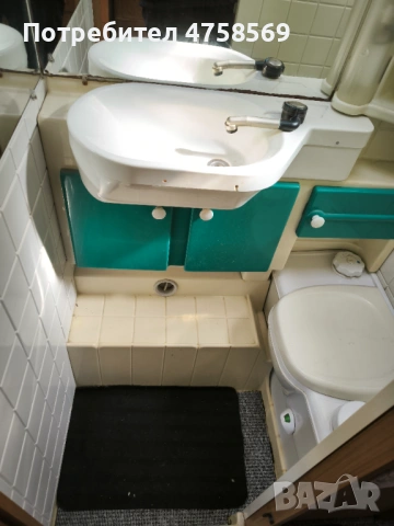 Продавам легендарна немска каравана Dethleffs, модел RM5., снимка 7 - Каравани и кемпери - 54200854