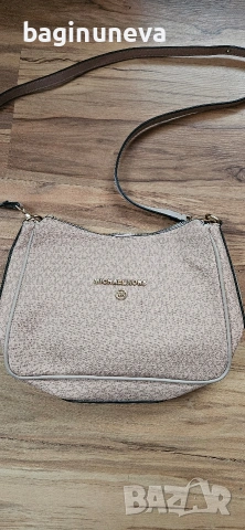 Дамска розова чанта на МК, снимка 4 - Чанти - 53949002