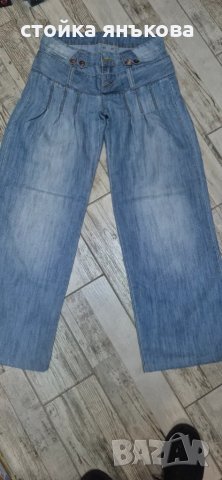 Продавам широки светло сини тънки дамски  дънки, снимка 4 - Дънки - 50185001