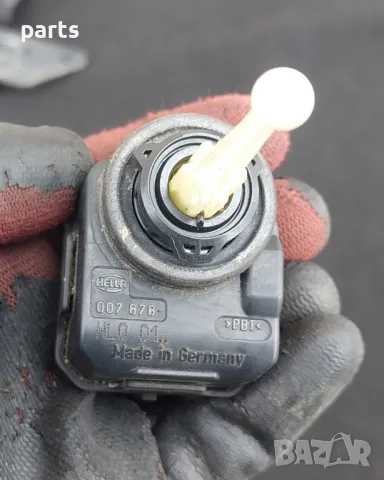 Моторче Фар VW Пасат 5 (2)
- Hella - 3B0941295A - 007878, снимка 5 - Части - 49855735