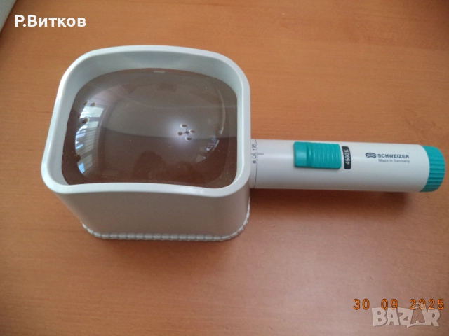 Лупа SCHWEIZER 8 диоптъра с LED осветление