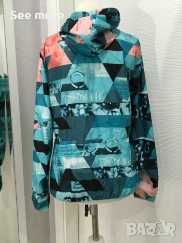 REEBOK ветровка дамска S, снимка 3 - Суичъри - 54000557