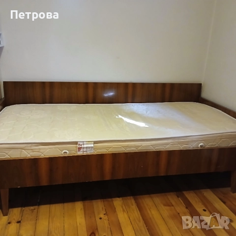 продавам матрак двулицев 82/190