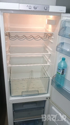 Хладилник с фризер AEG Electrolux, снимка 5 - Хладилници - 53314980