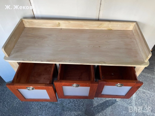 Масивен шкаф, снимка 3 - Скринове - 52813813