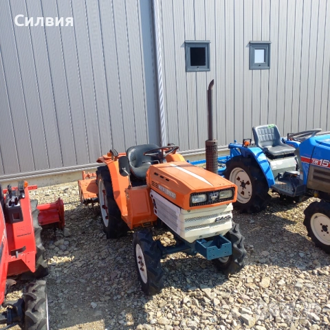 Кубота, снимка 2 - Селскостопанска техника - 53721386