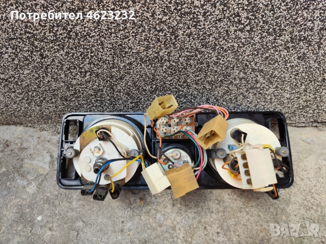 Табло километраж и десен стоп ВАЗ 2104, снимка 17 - Части - 52305596