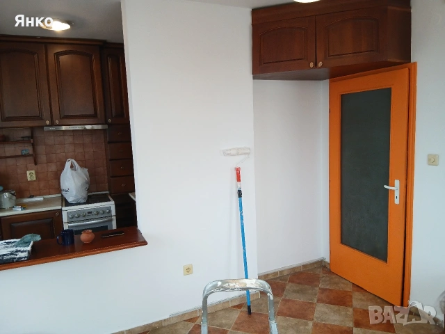 Качественно и бързо боядисване,шпакловка,и други ремонти,на ниски цени