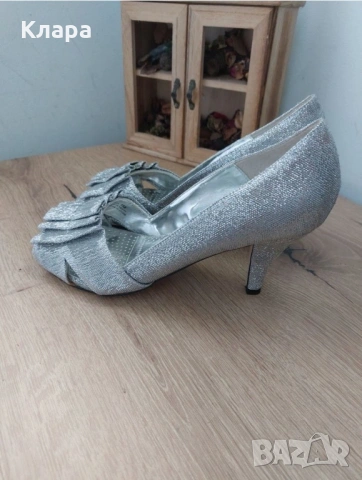 Официални сребърни токчета, снимка 3 - Дамски обувки на ток - 54241270
