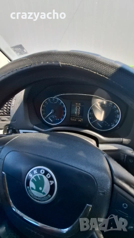 Шкода Октавия 1,6 TDI 4x4, снимка 11 - Автомобили и джипове - 53915083
