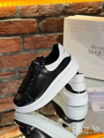 дамски маратонки Alexander Mcqueen , снимка 1 - Маратонки - 49144861