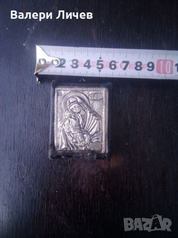 Малка икона на Богородица с младенеца , снимка 1 - Антикварни и старинни предмети - 46102197