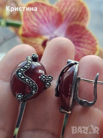 Винтидж сребърен комплект с Карнеол и марказити, снимка 5 - Колиета, медальони, синджири - 53905837