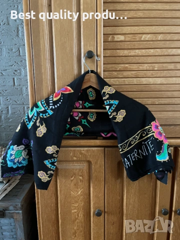 Уникален шал на Desigual , снимка 4 - Шалове - 53571642