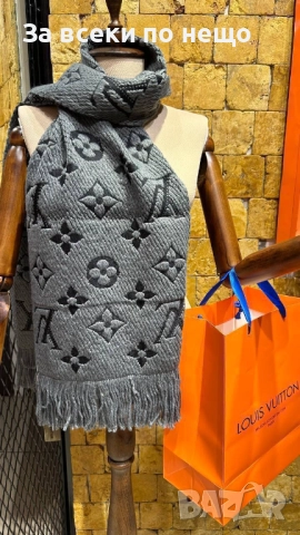 Louis Vuitton Шал - Налични Различни Цветове Код SK298, снимка 8 - Слънчеви и диоптрични очила - 52598487