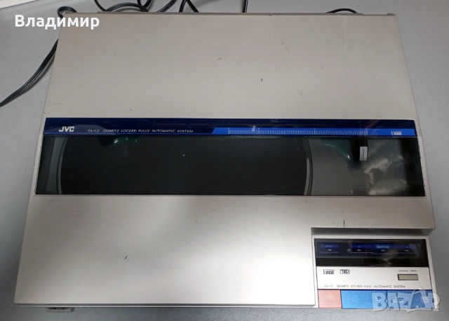 Продавам рядък грамофон JVC QL-L2