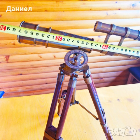 Далекоглед бронзов с античен дизайн и дървена тринога, снимка 8 - Други ценни предмети - 50923191