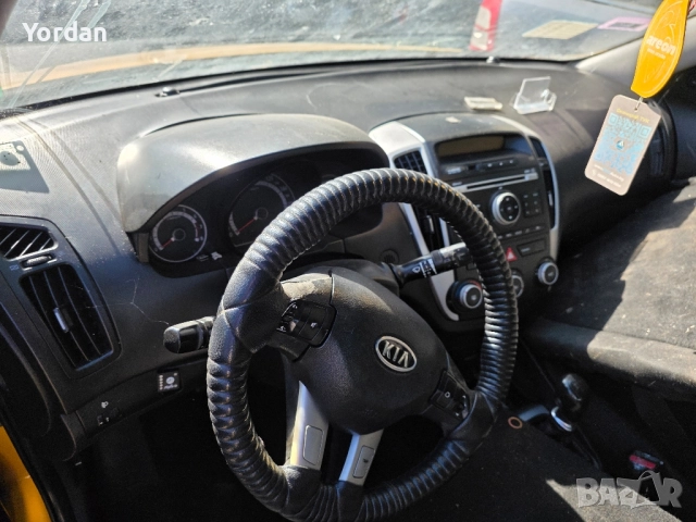 Киа сийд 1.4 2012г. На части!, снимка 8 - Автомобили и джипове - 52435251