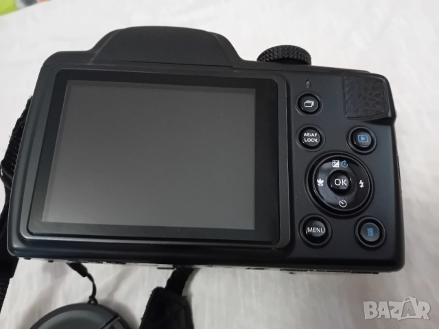 фотоапарат MEDION, снимка 4 - Фотоапарати - 52097392