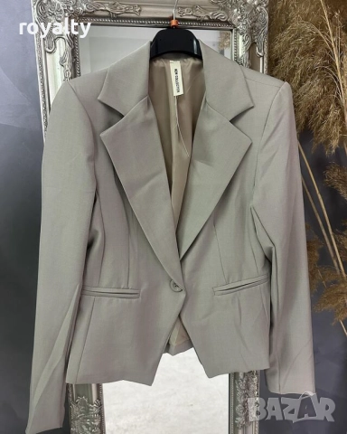 Вталено Сиво Дамско Сако