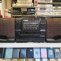 Радиокасетофон SONY CFD-555L Две касети, радио и диск. В отлично техническо състояние. В добър външе, снимка 1 - Аудиосистеми - 44956663