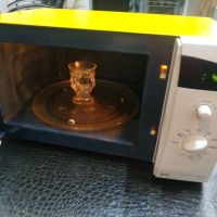 Микровълнова печка Samsung , снимка 1 - Микровълнови - 43133562