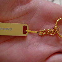 Чисто нова флашка Lenovo - 2TB, снимка 1 - USB Flash памети - 44953936